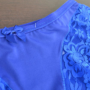 Calcinha em Microfibra e Renda Azul Bic