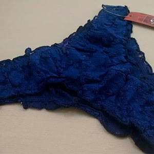 Calcinha em Renda Fru Fru Azul Marinho