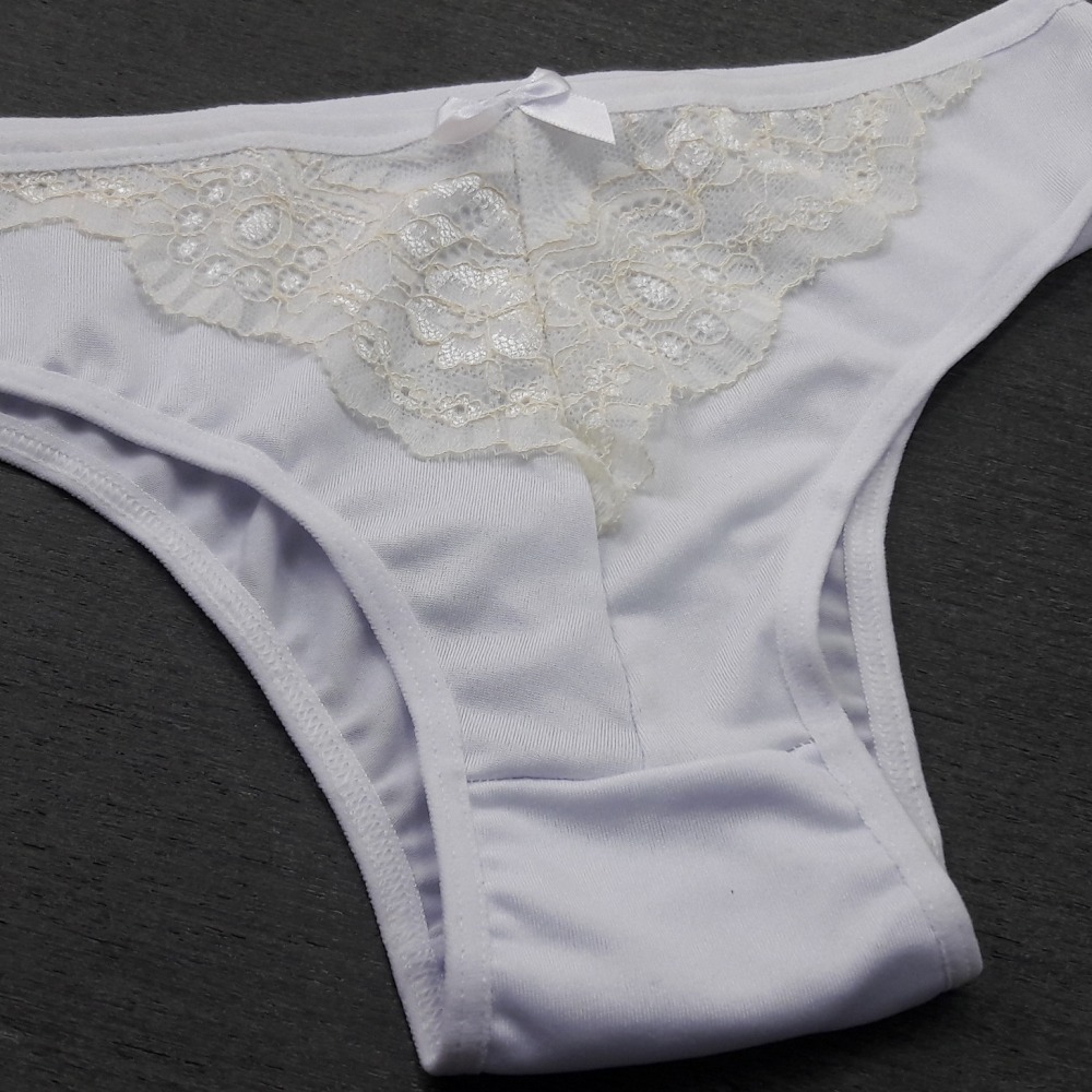 Calcinha em Microfibra com Detalhe em Renda Branco