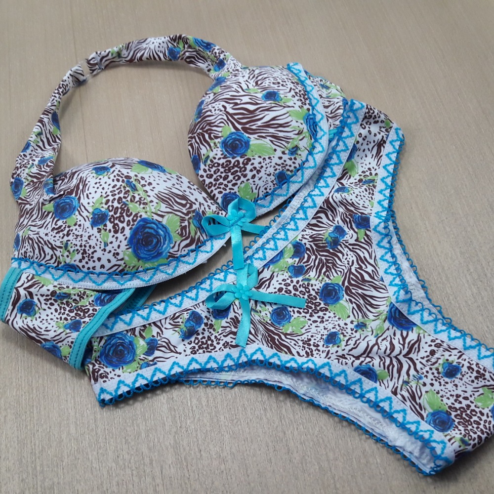 Conjunto Infantil Frente Única Onça/ Floral Azul e Verde