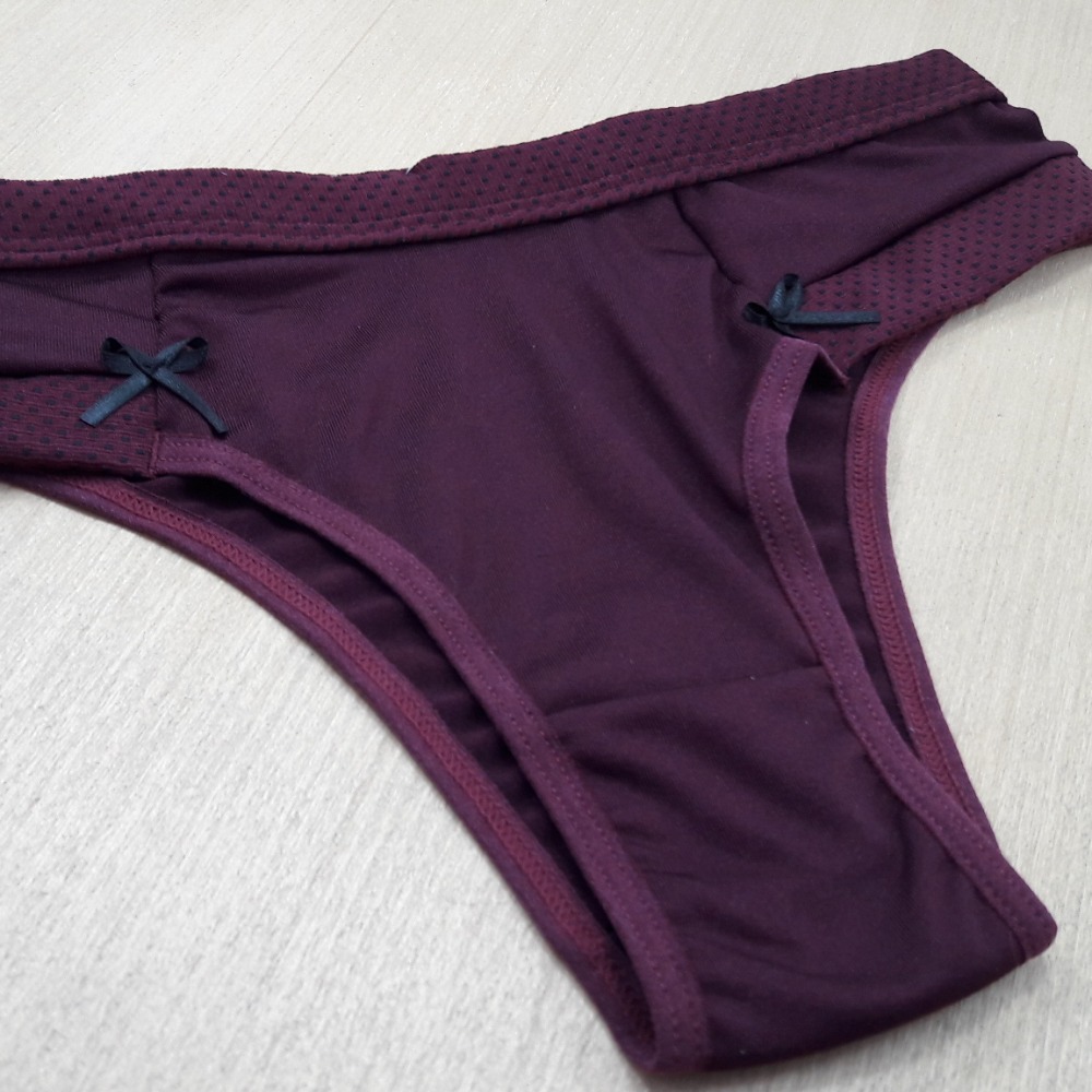 Tanga lisa com lateral Poá Nicolle Vinho Poá