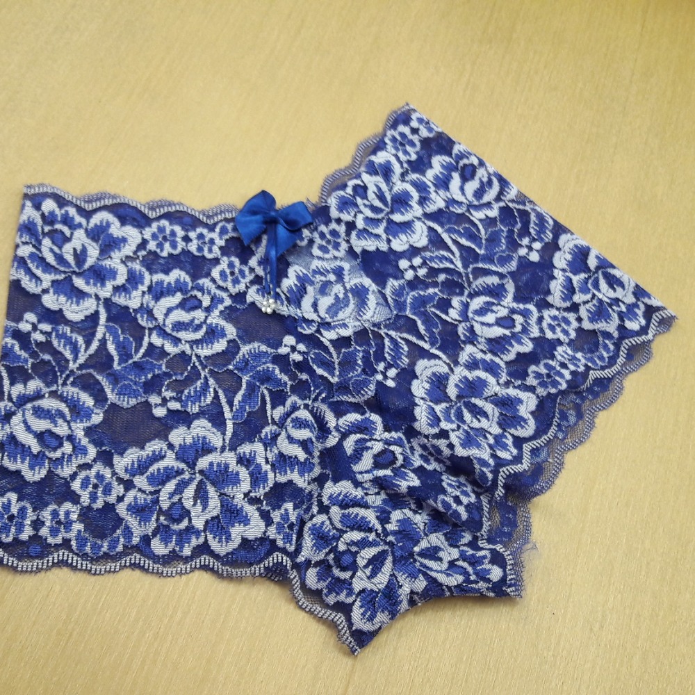 Caleçon Ana em Renda  Azul Bic/ Branco