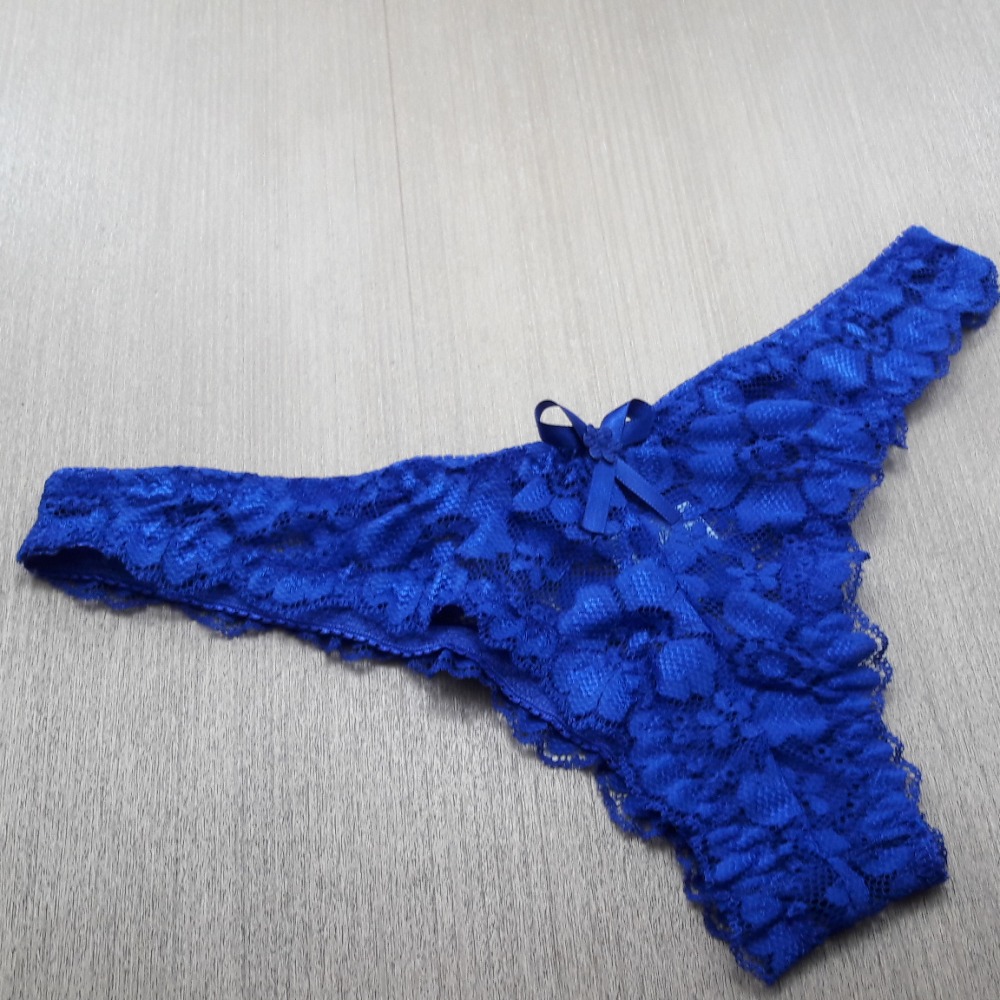 Tanga Jadi em Renda com Lacinho  Azul Bic