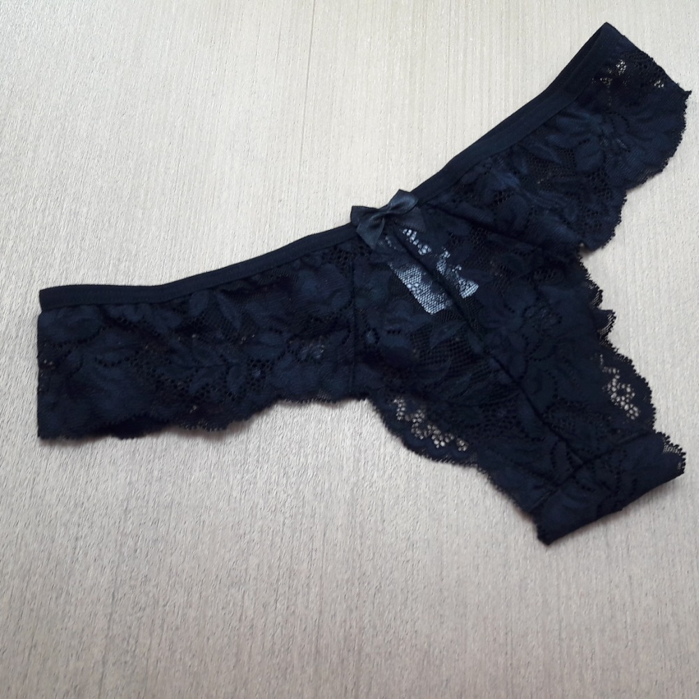 Calcinha Toda de Renda Preto