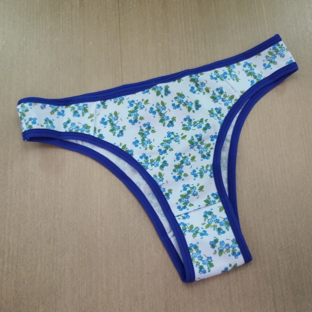 Calcinha Floral Viés Azul Bic / Floral