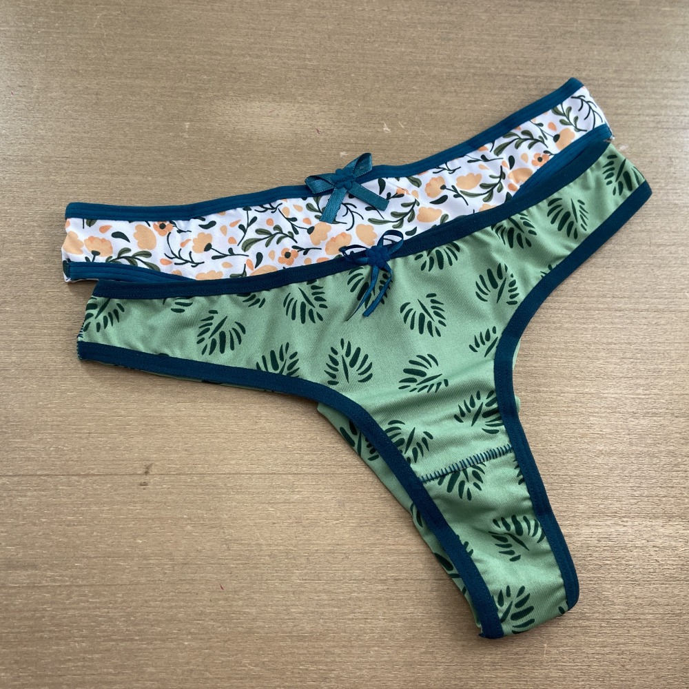 Tanga Fio Duplo Estampada Vis Verde Pavo/Estampada