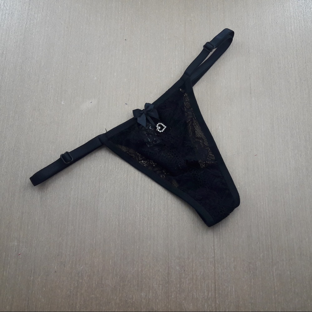 Tanga Pingente Corao Preto