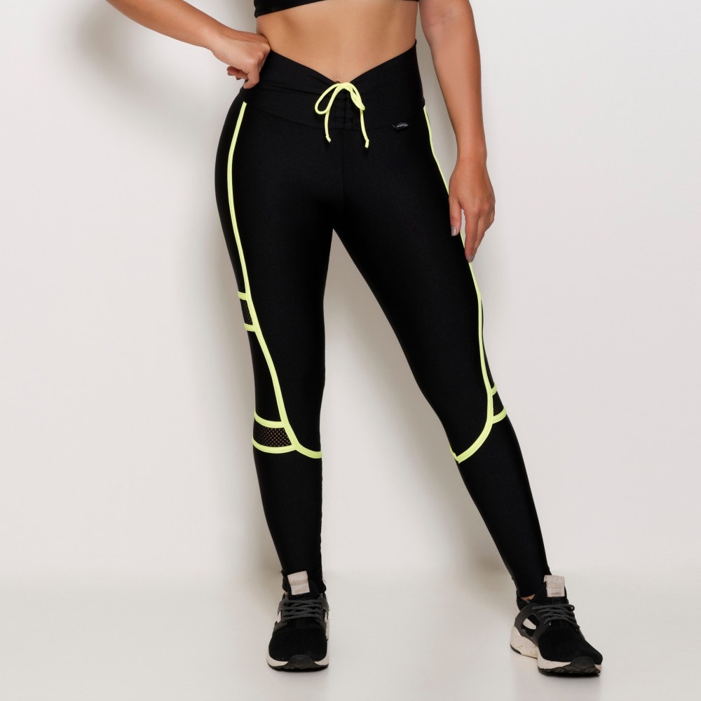 calça com cos franzido