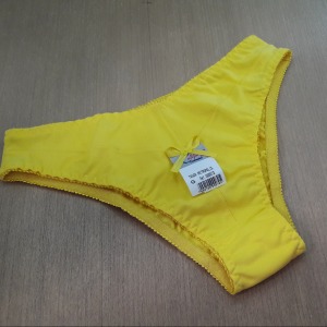 Calcinha Lisa com Laço