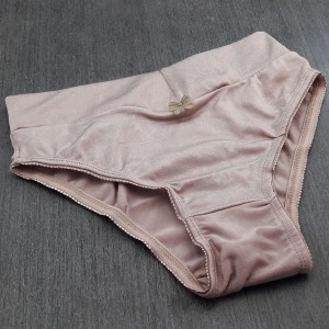 Calça Cós Lisa